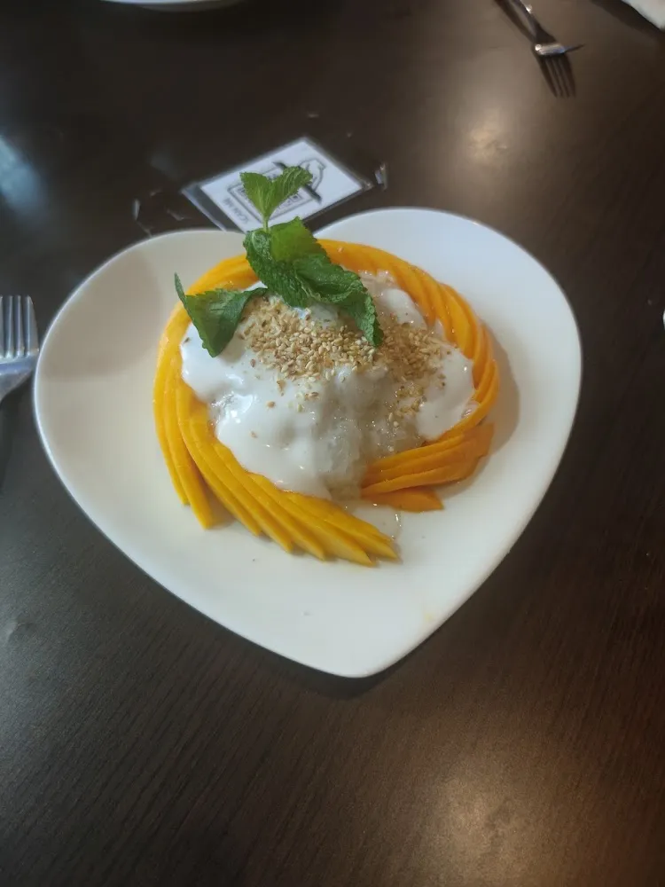 Riz Gluant À la Mangue Et Lait de Coco